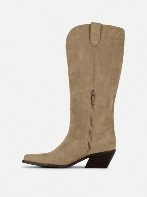 Buty kowbojskie Paula Echevarría