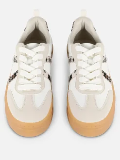 Buty sportowe na platformie Paula Echevarría
