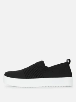 Buty sportowe z dzianinową prążkowaną cholewką