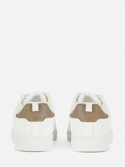 Buty sportowe z niską cholewką