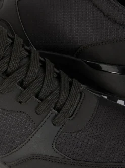 Buty sportowe z niską cholewką na co dzień
