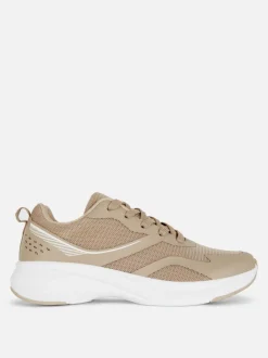 Buty sportowe z siateczką i niską cholewką