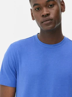 Dopasowany T-shirt o wysokiej zawartości bawełny