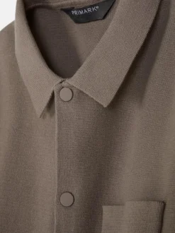 Dzianinowa koszula z zapięciem na zatrzaski