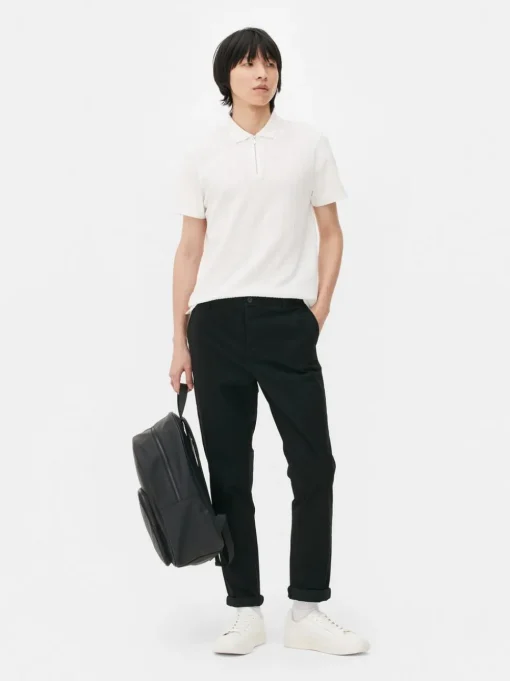 Elastyczne chinosy o kroju slim fit