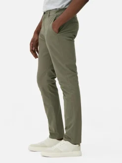 Elastyczne chinosy o kroju slim