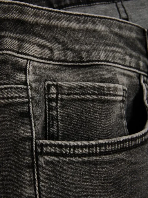 Elastyczne jeansy skinny