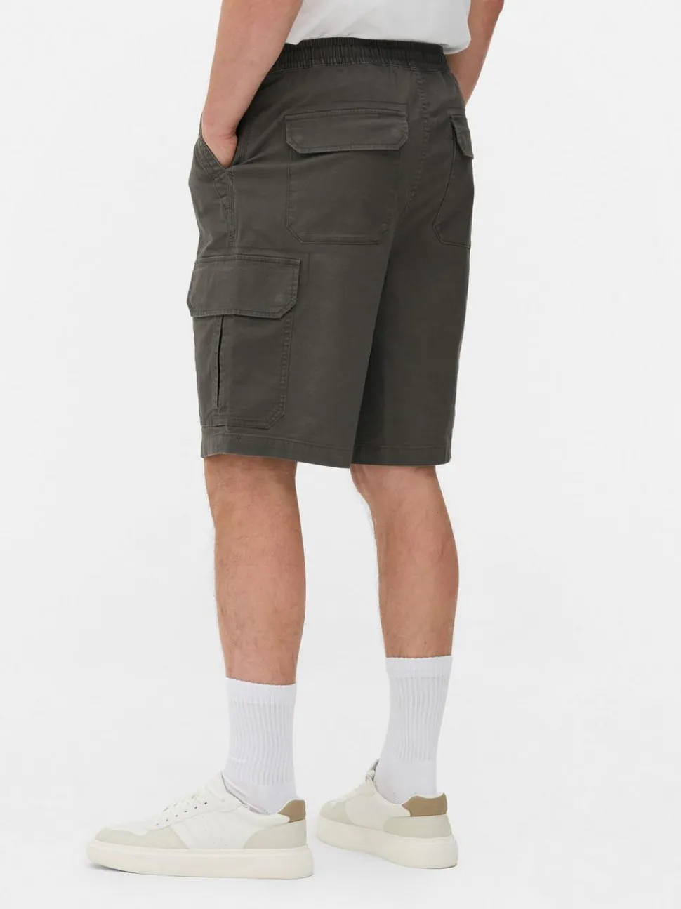 Funkcjonalne krótkie bojówki