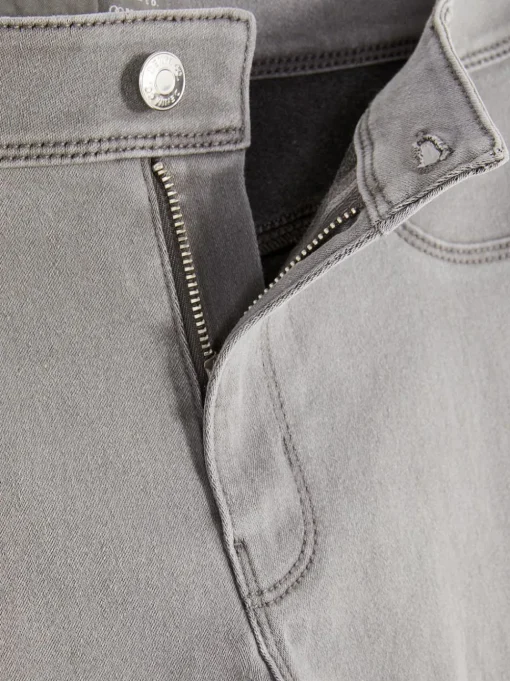 Jeansy ze średnim stanem o kroju skinny | standard