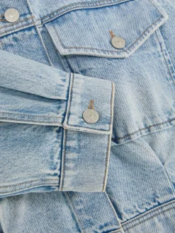 Krótka kurtka jeansowa