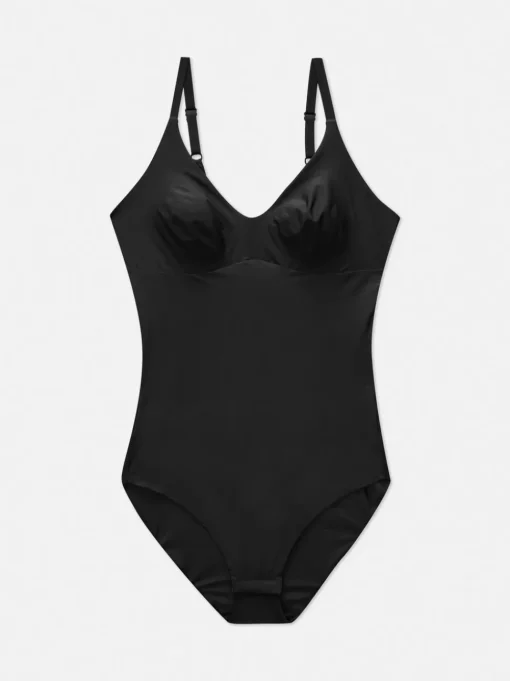 Modelujące body z formowanymi miseczkami