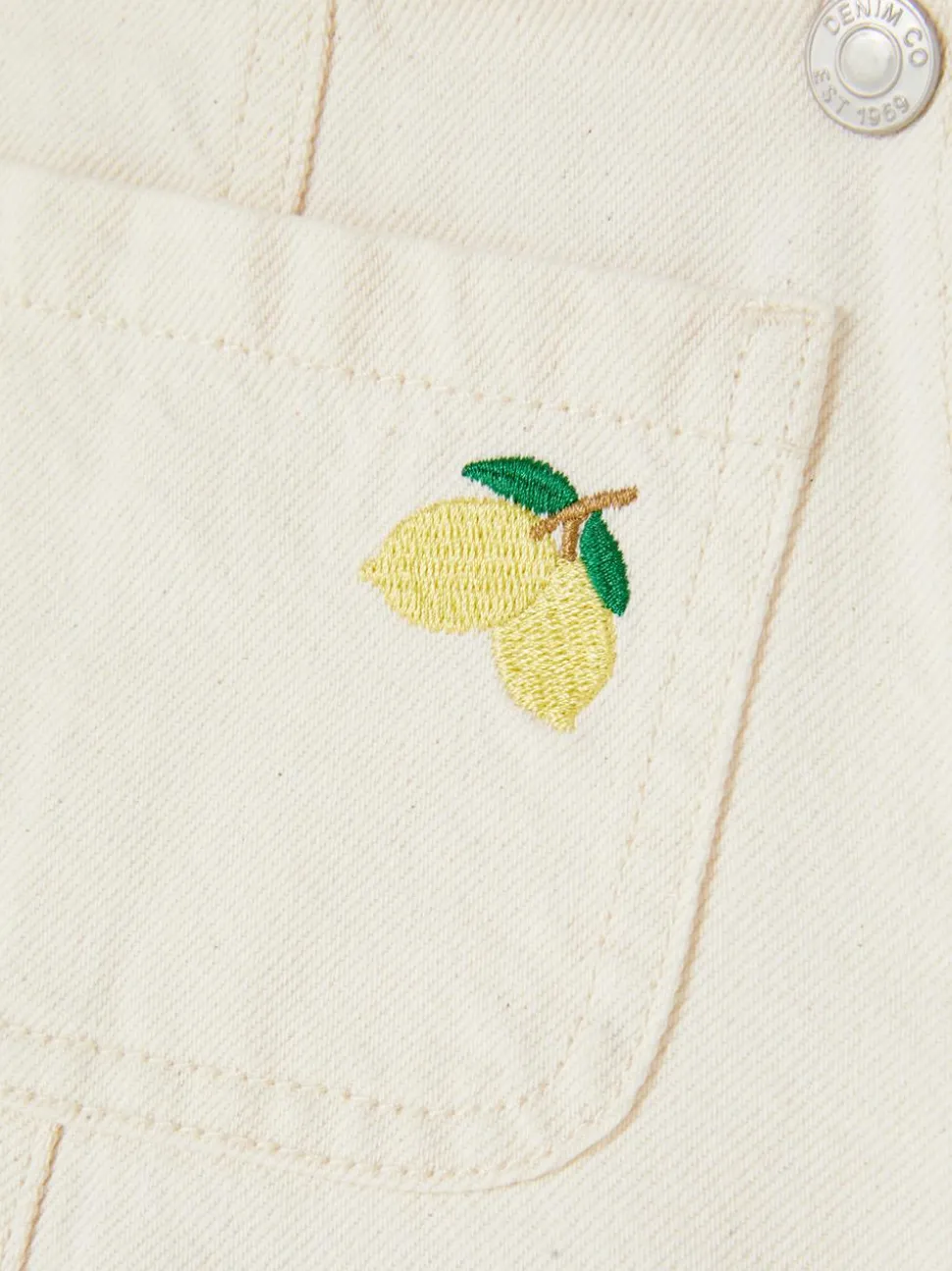 Ogrodniczki z kwadratowym dekoltem