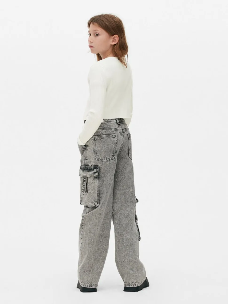 Prążkowany kardigan z wiązaniem z przodu