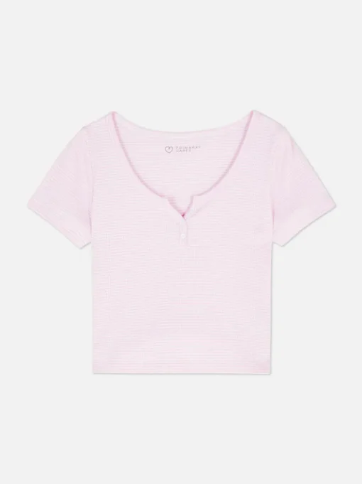Prążkowany T-shirt typu henley