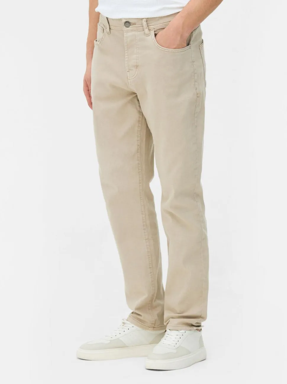 Rozciągliwe jeansy o prostym kroju