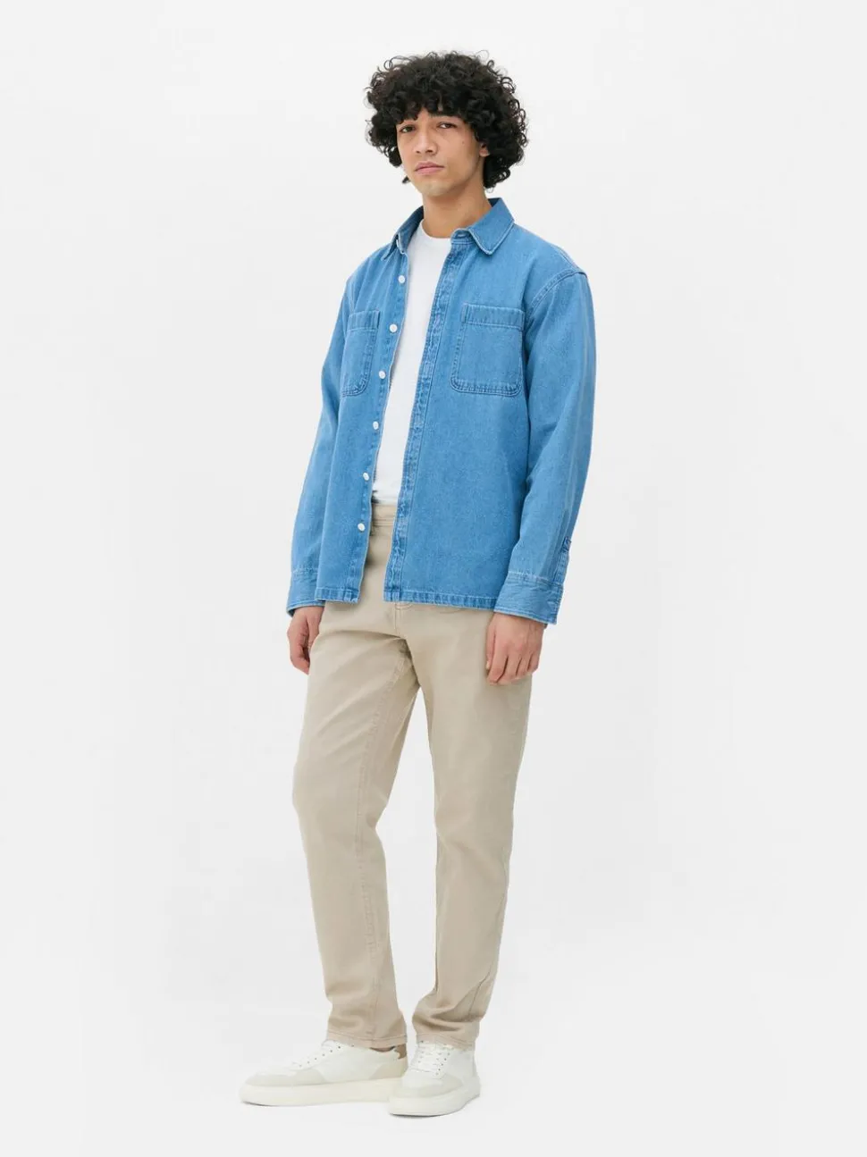 Rozciągliwe jeansy o prostym kroju