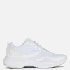 Sznurowane buty sportowe