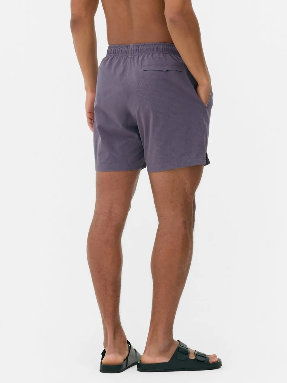 Teksturowane szorty kąpielowe ściągane sznurkiem