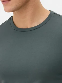 T-shirt o kroju slim Kem