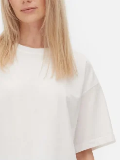 T-shirt o kwadratowym kroju