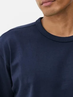 T-shirt o luźnym kroju