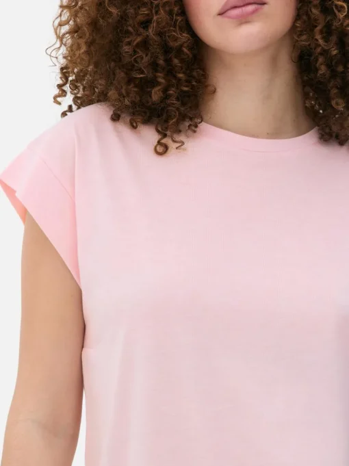 T-shirt o wydłużonym kroju Essential