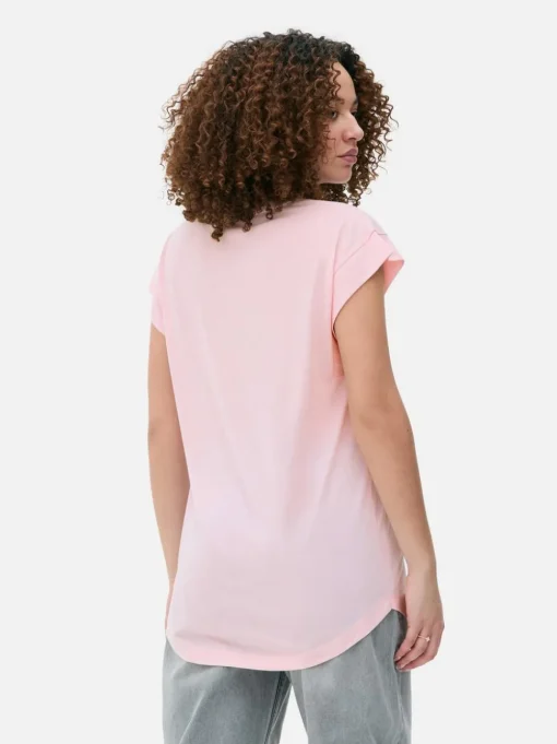 T-shirt o wydłużonym kroju Essential