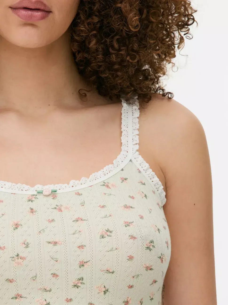 Ażurowy top od piżamy