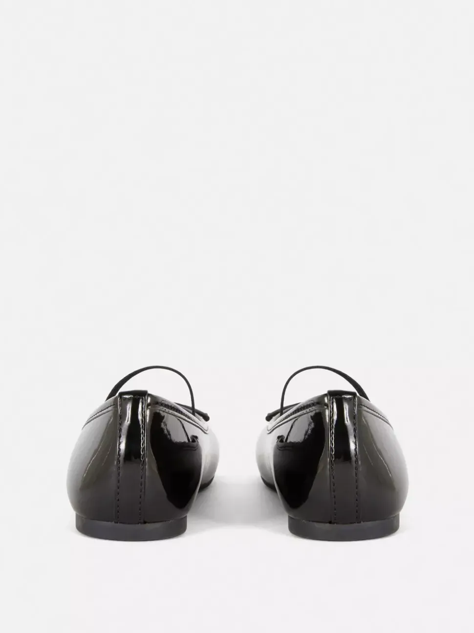 Baleriny ze sztucznej lakierowanej skóry