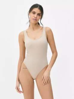 Bezszwowe body w prążki