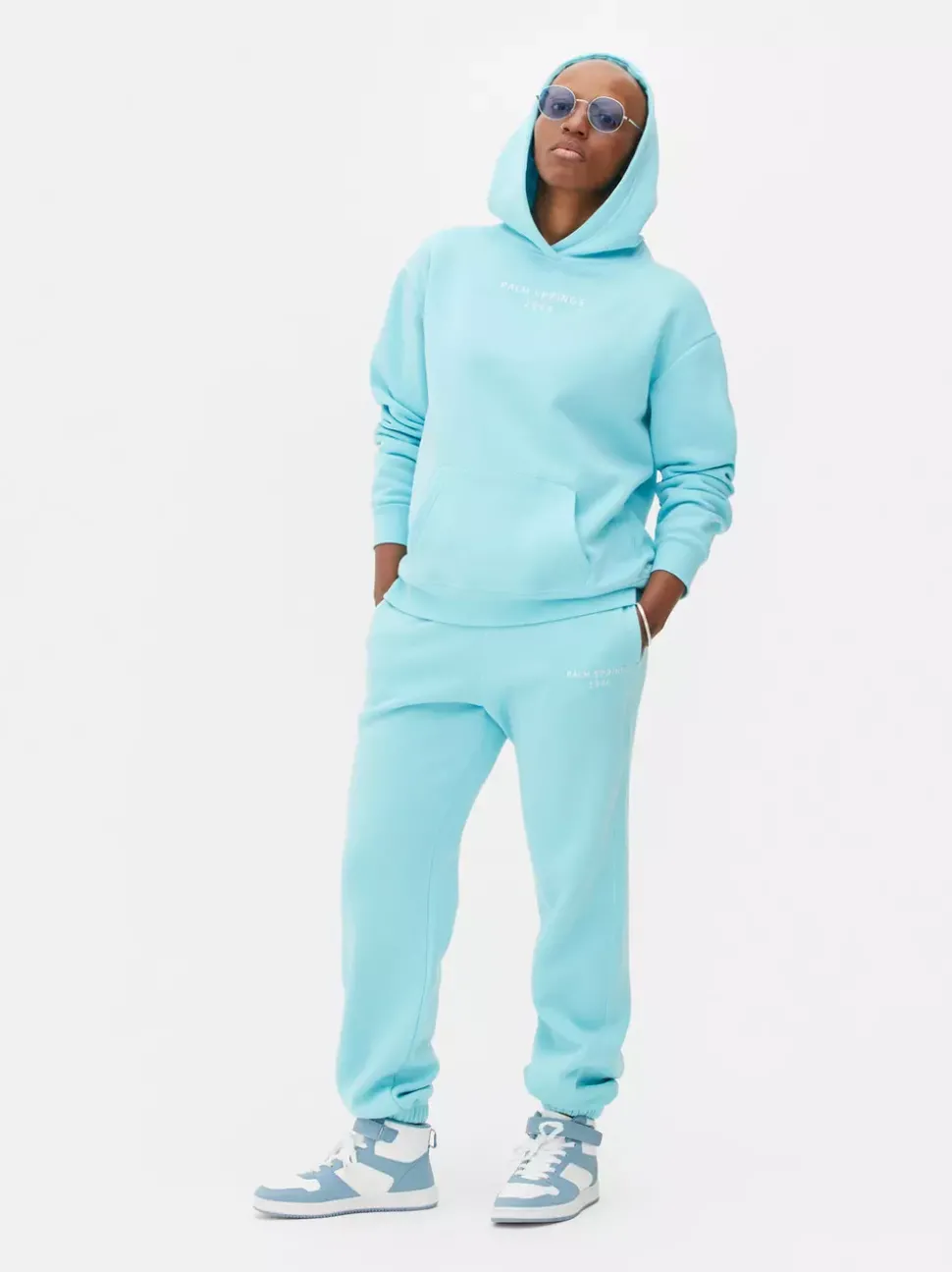 Bluza z kapturem, długim rękawem i nadrukiem