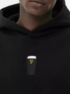 Bluza z kapturem i motywem Guinnessa