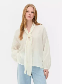 Bluzka z wiązaną kokardą The Edit