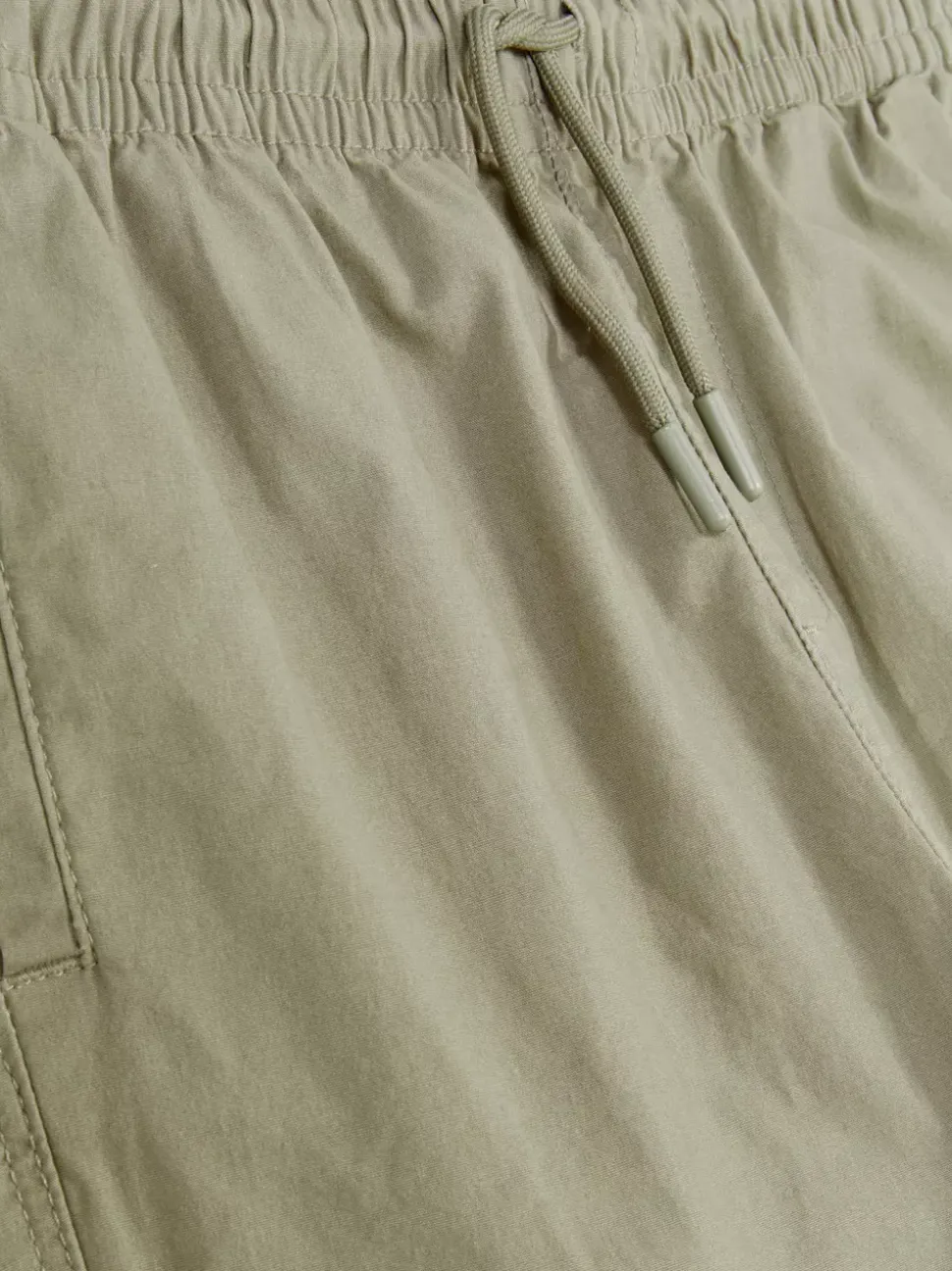 Bojówki o wysokiej zawartości bawełny