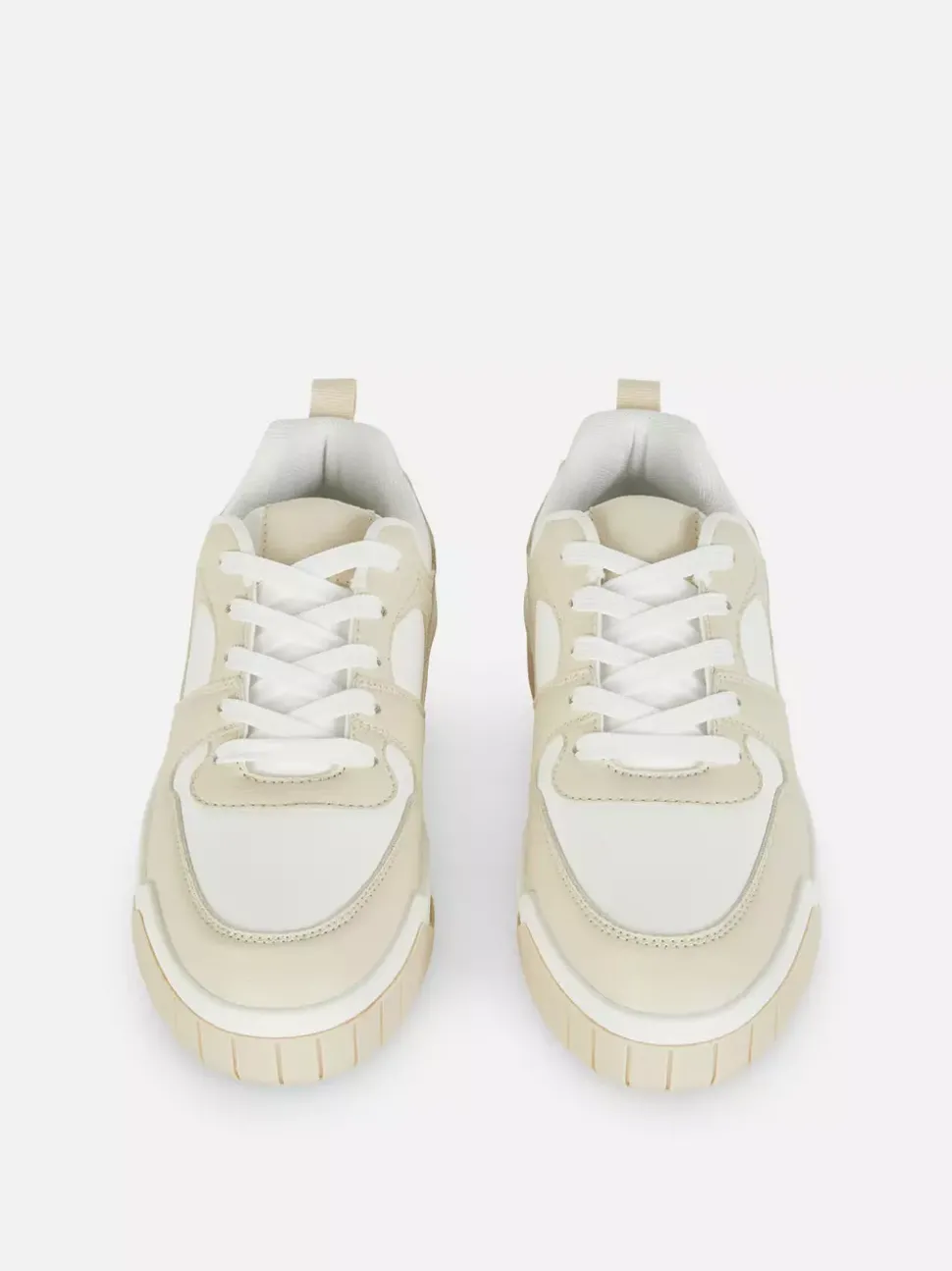 Buty sportowe w bloki kolorystyczne z grubą podeszwą