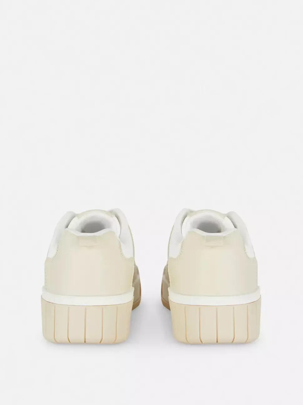 Buty sportowe w bloki kolorystyczne z grubą podeszwą