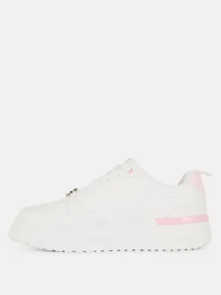 Buty sportowe z nadrukiem Hello Kitty