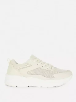 Buty sportowe z niską cholewką z panelami