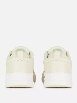 Buty sportowe z niską cholewką z panelami