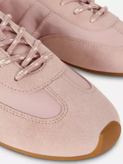 Buty sportowe z niską cholewką