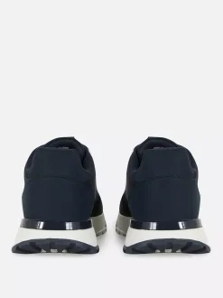 Buty sportowe z niską cholewką na co dzień