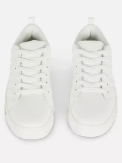 Buty sportowe z niską cholewką i strasem