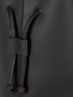 Ściągana sznurkiem torba shopper ze sztucznej skóry