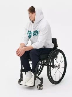 Ściągane sznurkiem spodnie dresowe ze zwężanymi nogawkami