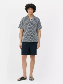 Dżersejowa koszula na guziki z geometrycznym wzorem