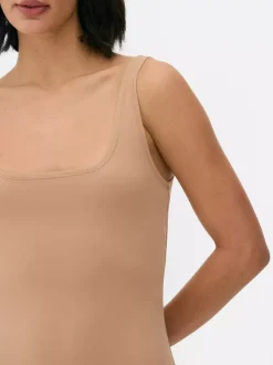 Dżersejowa sukienka bez rękawów