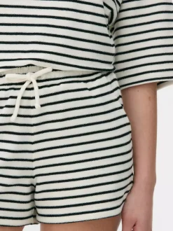 Dżersejowe szorty w paski