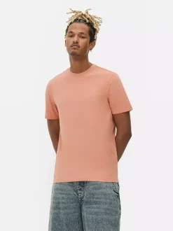 Dopasowany T-shirt o wysokiej zawartości bawełny