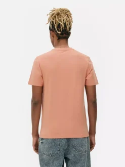 Dopasowany T-shirt o wysokiej zawartości bawełny