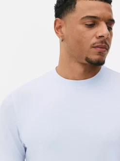 Dopasowany T-shirt o wysokiej zawartości bawełny